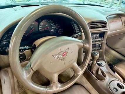 2004 Chevrolet Corvette