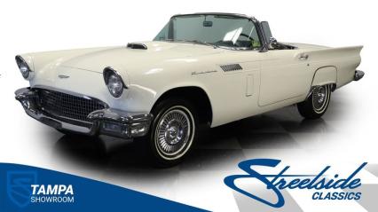 1957 Ford Thunderbird