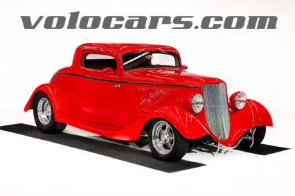 1933 Ford Custom