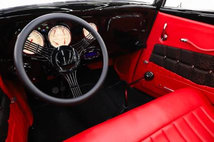 1934 Ford Custom
