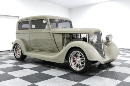 1934 Plymouth 2 Door