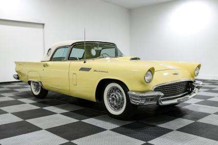 1957 Ford Thunderbird