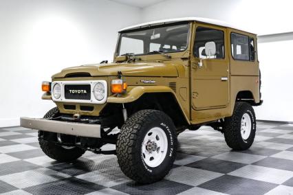 1980 Toyota FJ-40 Land Cruiser