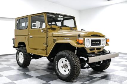 1980 Toyota FJ-40 Land Cruiser