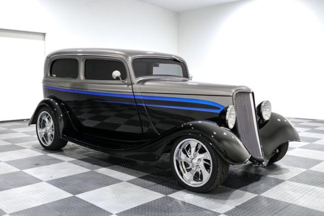1934 Ford Sedan