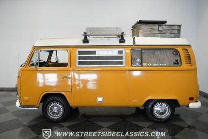 1972 Volkswagen Westfalia Camper