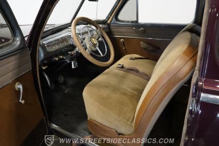 1947 Ford Deluxe