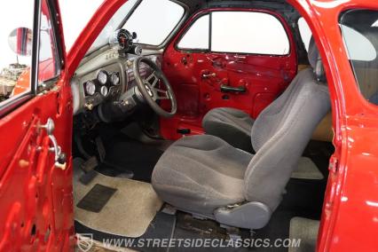 1948 Pontiac Streamliner