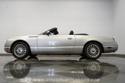 2004 Ford Thunderbird