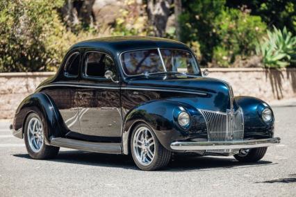 1940 Ford Deluxe