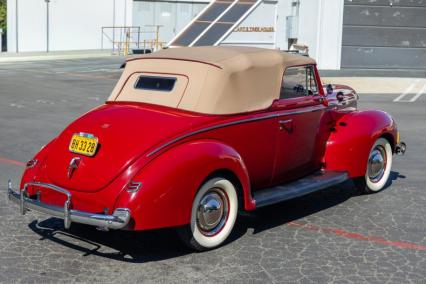 1940 Ford Deluxe