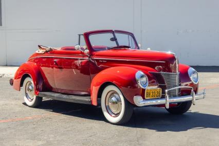 1940 Ford Deluxe
