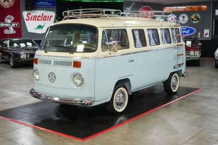1976 Volkswagen Type 2 Westfalia Camper Bus