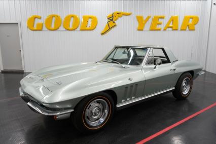1966 Chevrolet Corvette Convertible Stingray
