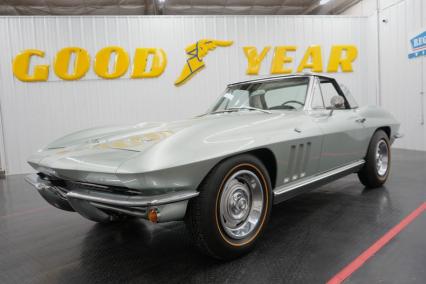 1966 Chevrolet Corvette Convertible Stingray