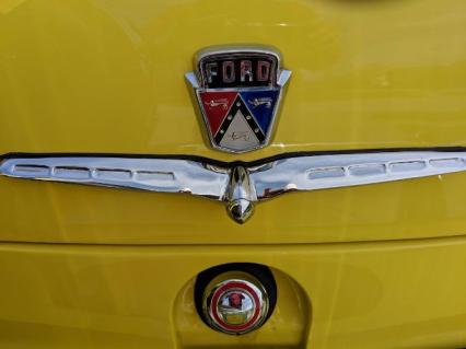 1954 Ford Victoria