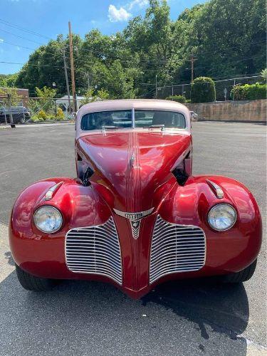 1940 Pontiac Sedan