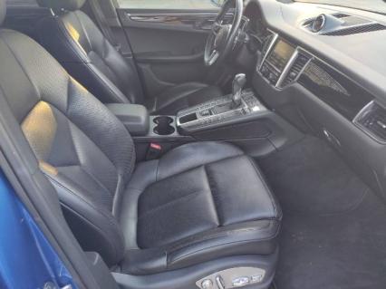 2015 Porsche Macan