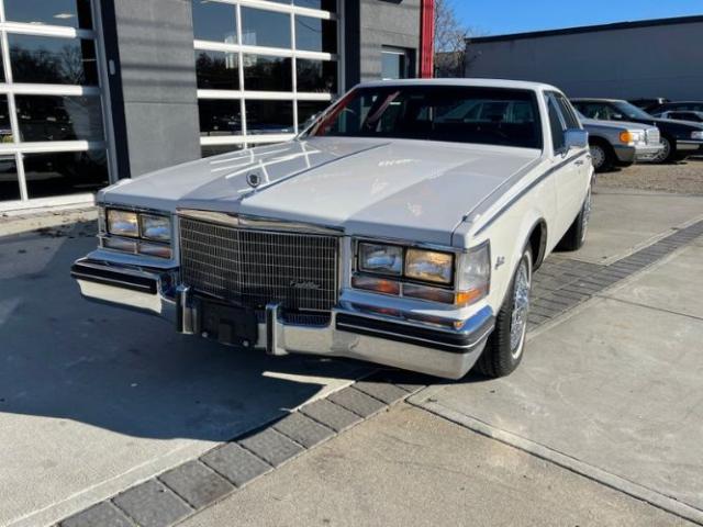 1985 Cadillac Sedan Deville