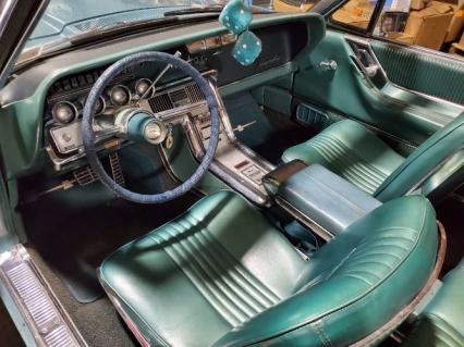 1964 Ford Thunderbird