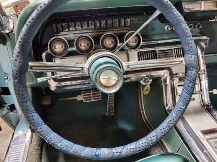 1964 Ford Thunderbird