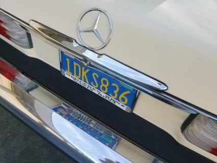 1982 Mercedes Benz 380SL Roadster