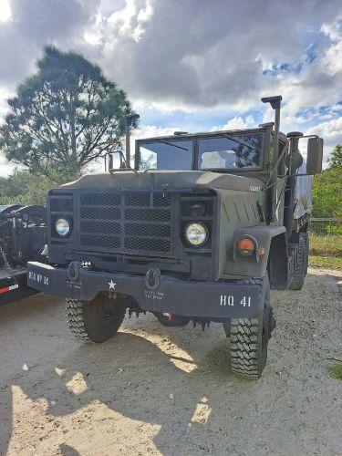 1985 AM General M923