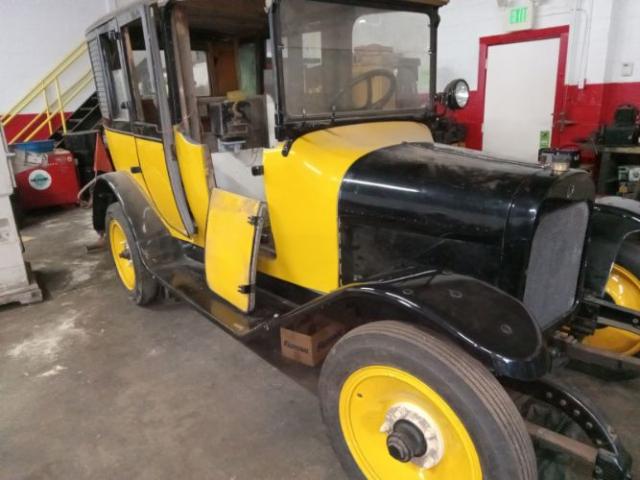 1923 Yellow Cab
