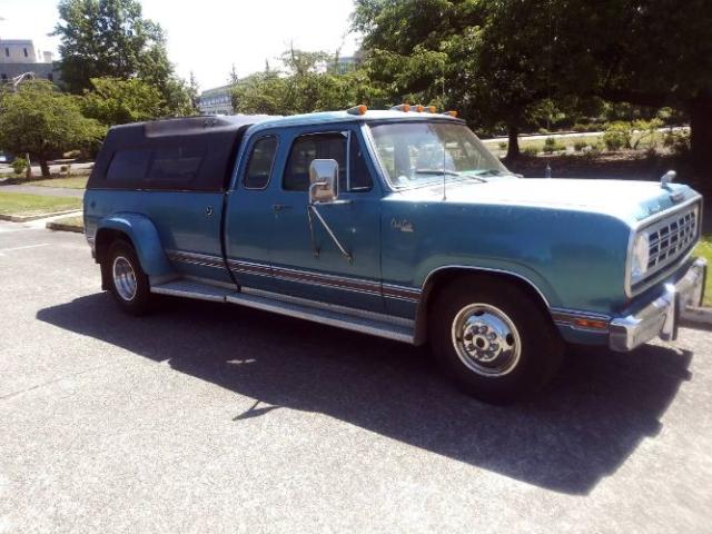 1975 Dodge D300 Pickup