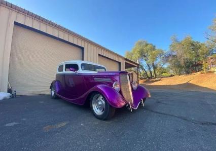 1933 Ford Model 40