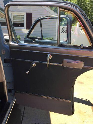 1951 Chrysler Saratoga