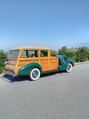1940 Pontiac Woody