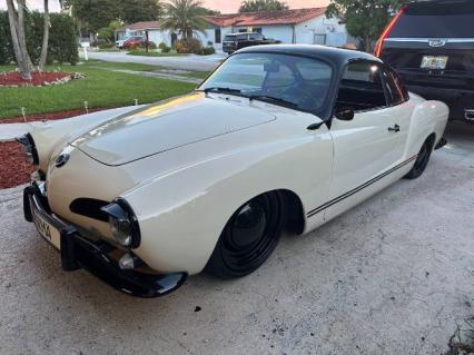 1965 Volkswagen Karmann-Ghia