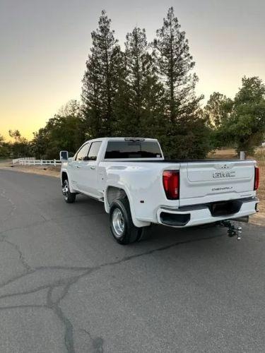 2020 GMC Denali