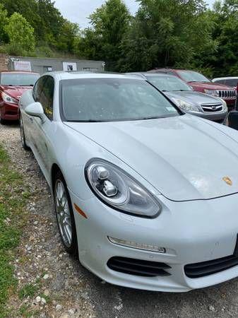 2016 Porsche Panamera