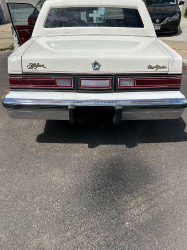 1983 Chrysler Fifth Avenue