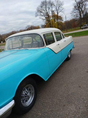 1955 Pontiac Sedan