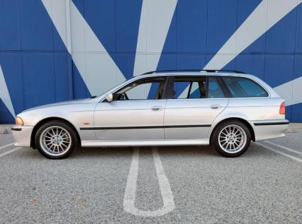 2000 BMW E39
