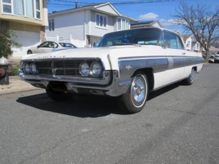 1962 Oldsmobile Starfire