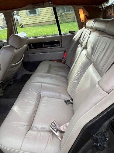 1993 Cadillac Sedan Deville