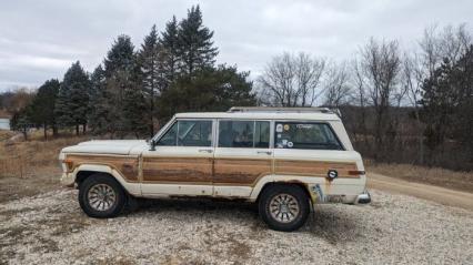 1986 Jeep Grand Wagoneer