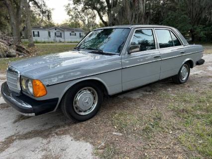 1983 Mercedes Benz 240D