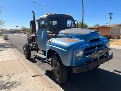 1954 International R140