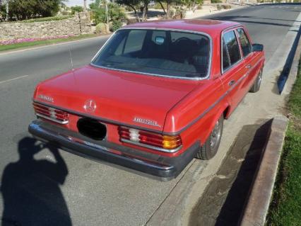 1977 Mercedes Benz 300D