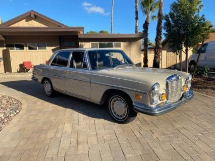 1971 Mercedes Benz 280S