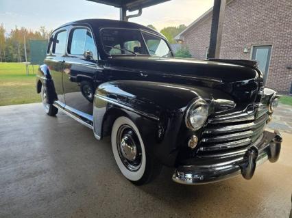 1948 Ford Super Deluxe
