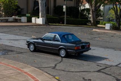 1985 BMW E30