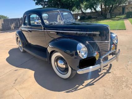 1940 Ford Deluxe