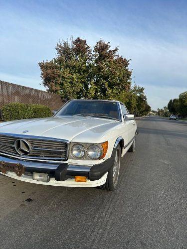 1987 Mercedes Benz 560 SL