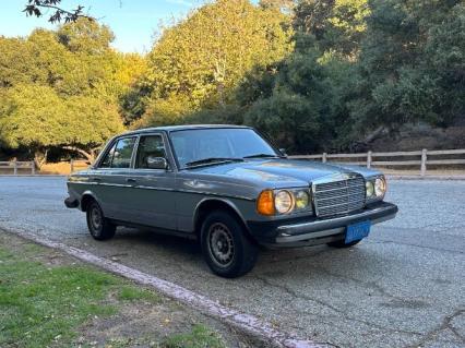 1983 Mercedes Benz 300D